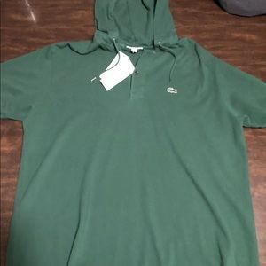 Short sleeve hooded shirt